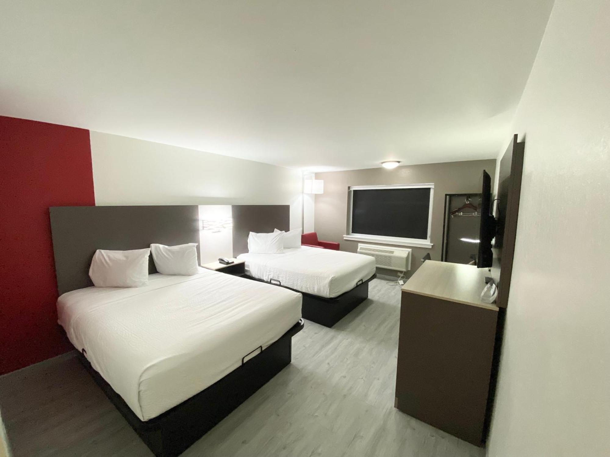 Ramada By Wyndham Tuscaloosa Hotell Eksteriør bilde